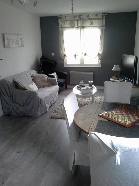 Le Coq En Pate Bed & Breakfast Peronne  Exterior photo